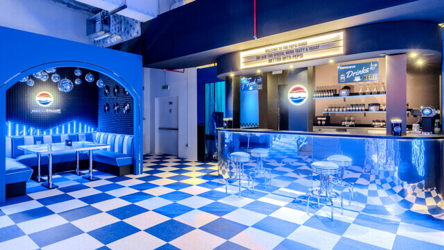 Pepsi Cola apre un diner americano a Milano (e si mangia a cifre super contenute)